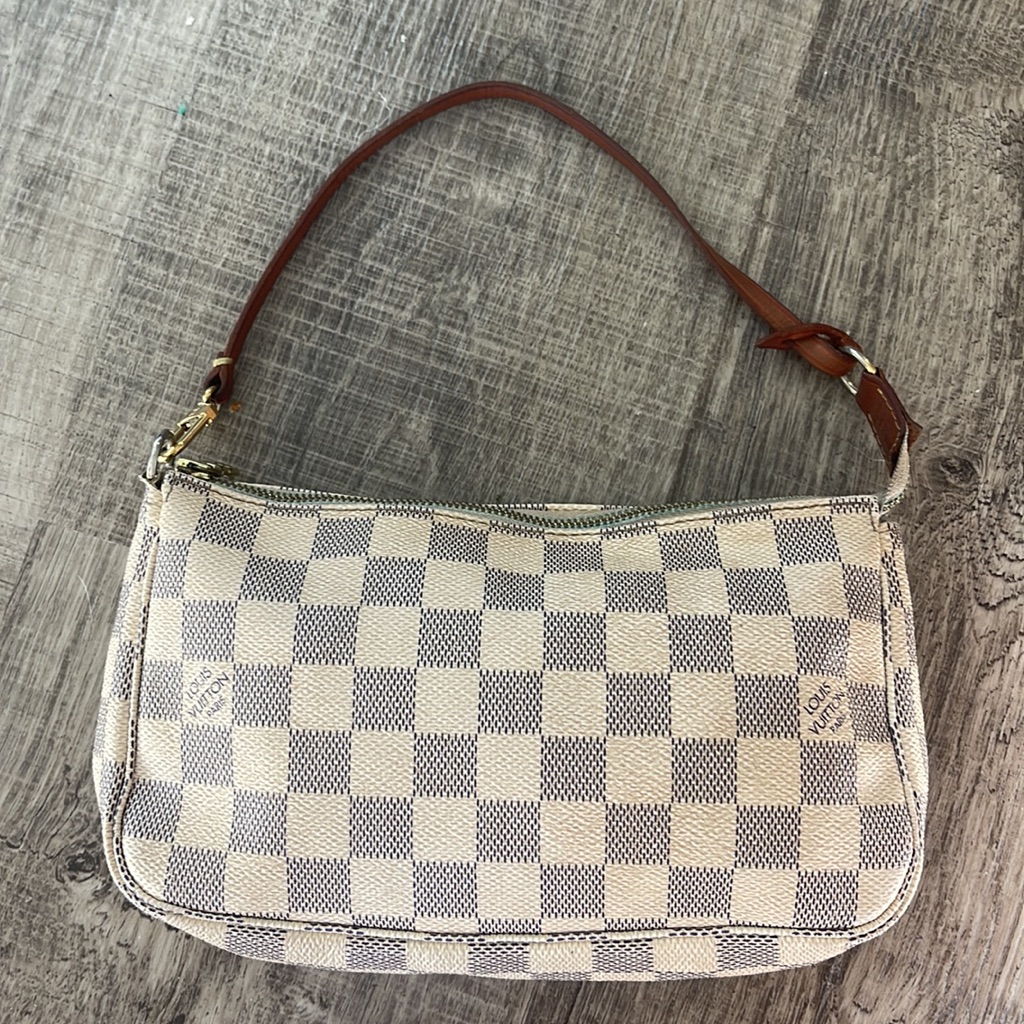 Louis Vuitton Pouchette Damier Azur